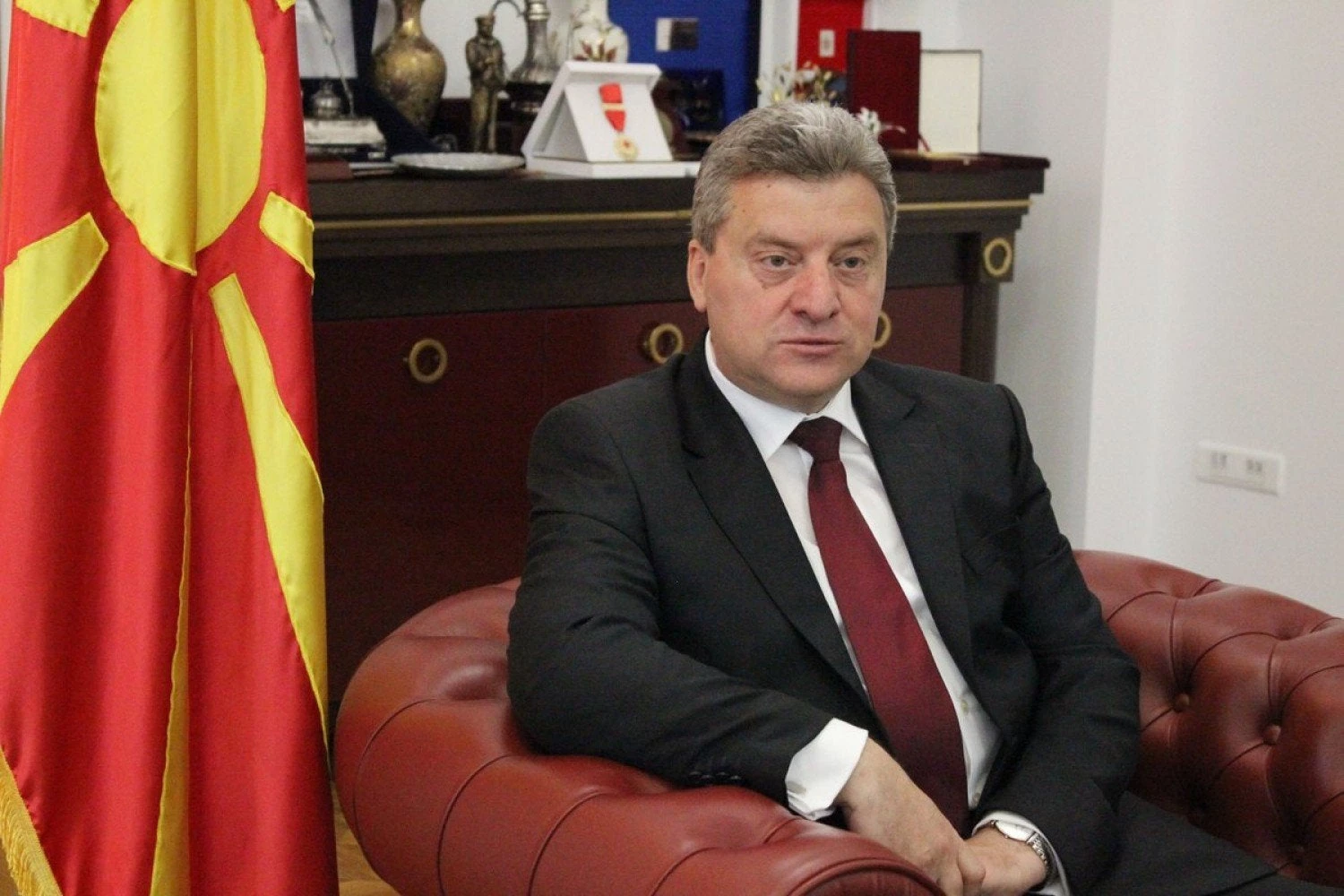 Άνοιξαν στόματα: «Εκβίασαν βουλευτές του VMRO, δόθηκαν δικαστικά ανταλλάγματα» – Τινάζει τα Σκόπια στον «αέρα» ο Ιβάνοφ